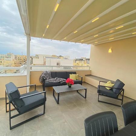 The Blue Mill Penthouse With Beautiful Views Διαμέρισμα Naxxar Εξωτερικό φωτογραφία