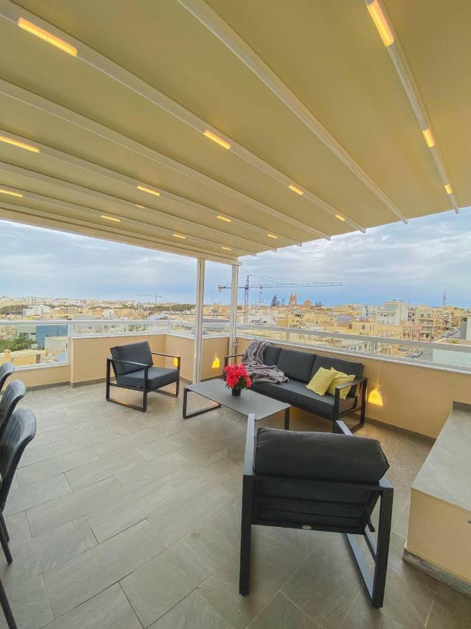 The Blue Mill Penthouse With Beautiful Views Διαμέρισμα Naxxar Εξωτερικό φωτογραφία